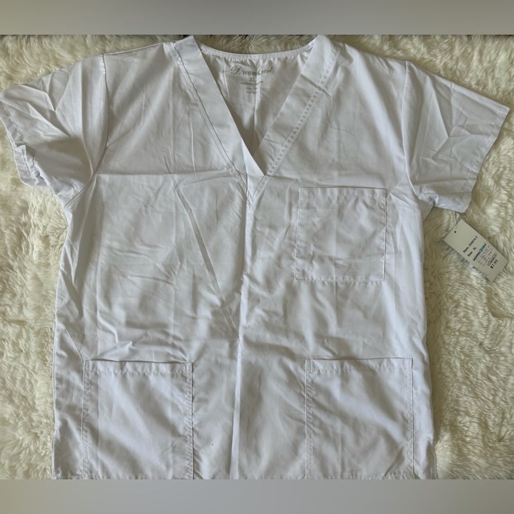 Scrub top for medical workwear